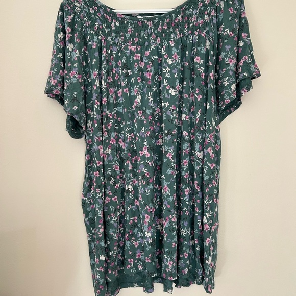 Penningtons Green and Pink Short Sleeve Tee Vibrant Colors - Picture 1 of 6